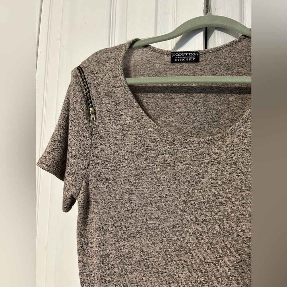 Papermoon knit top new without tags